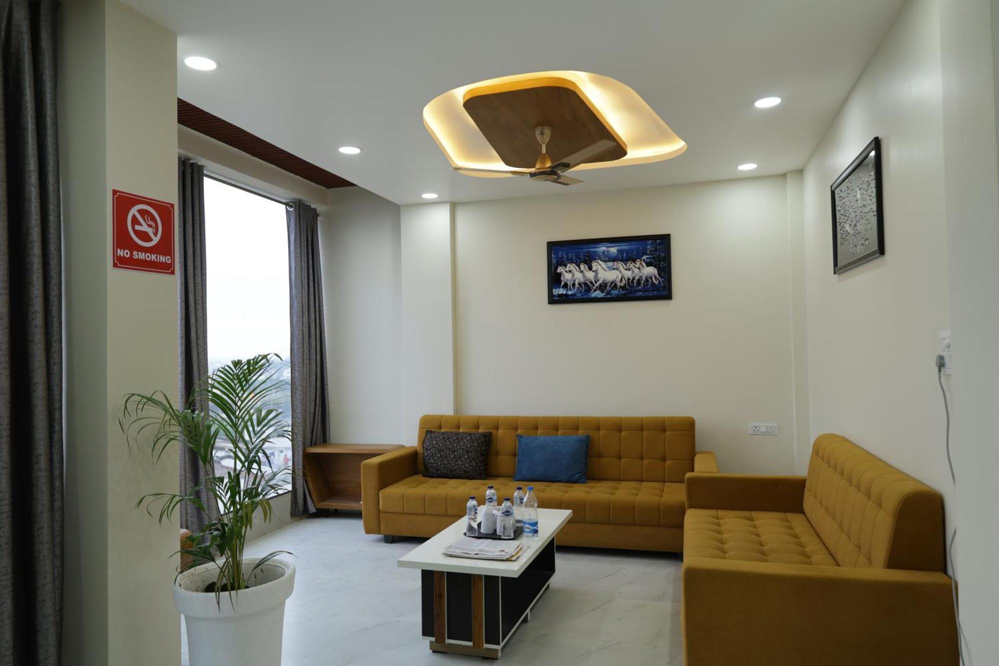 Hotel The Prime Land Hoshangabad Exterior foto